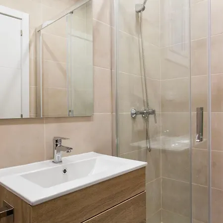 Apartment Blueground El Putxet I El Farro Wd Balc Ac Bcn-141 Barcelona